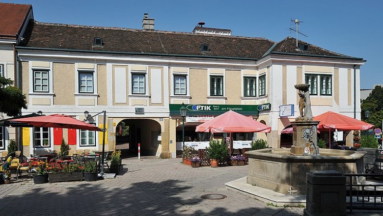 Restaurants in Purkersdorf, © Ailura/Wikimedia Commons Restaurants in Purkersdorf, © Ailura/Wikimedia Commons
