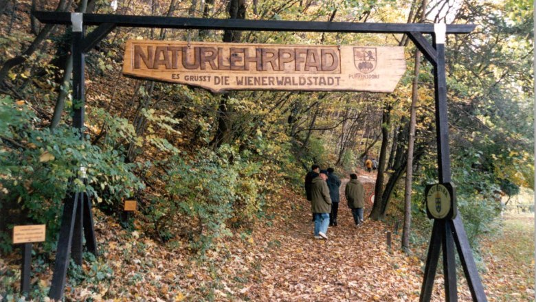 Vielbesuchter Naturlehrpfad im Jahr 1995, © R.Bolz / Naturpark Purkersdorf
