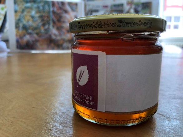 Etikettenwettbewerb Naturparkhonig Sonderediton 2022, &copy; Naturpark Purkersdorf