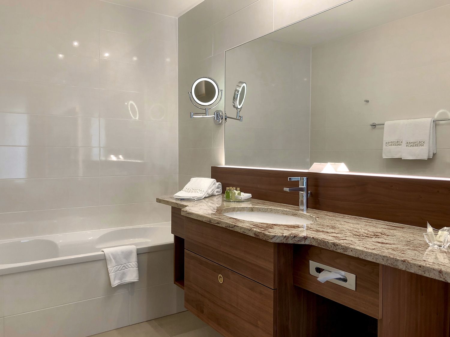 Badezimmer Deluxe Zimmer