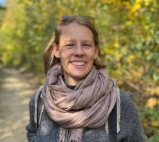 Portraitfoto im Wald Marlene Randl