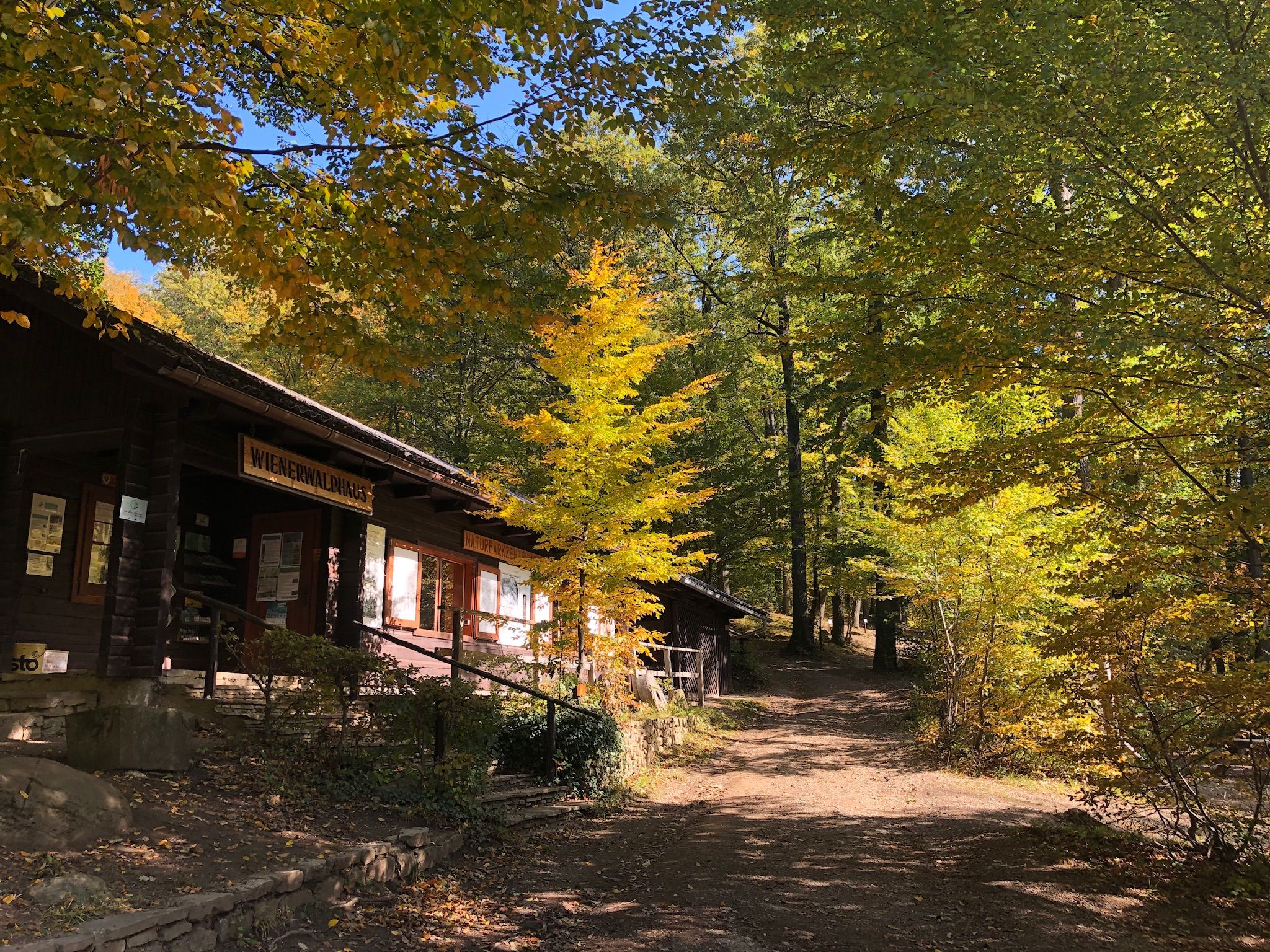 Das Naturparkzentrum Wienerwaldhaus im Naturpark Purkersdorf. 