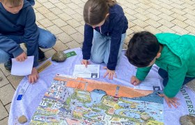 Wasserforschen im Schulgarten, © Naturpark Purkersdorf